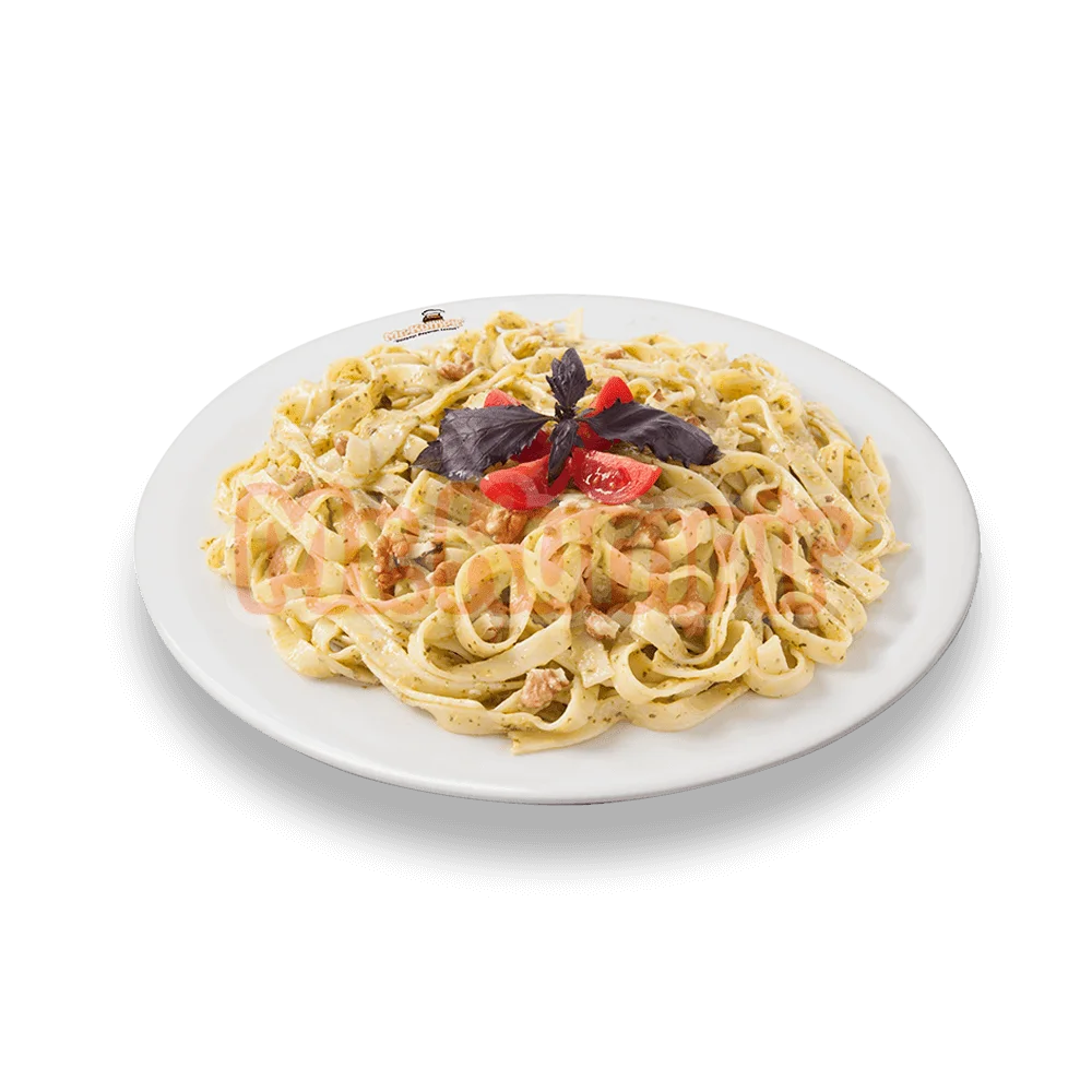 Pesto Soslu Tavuklu Makarna Tabağı